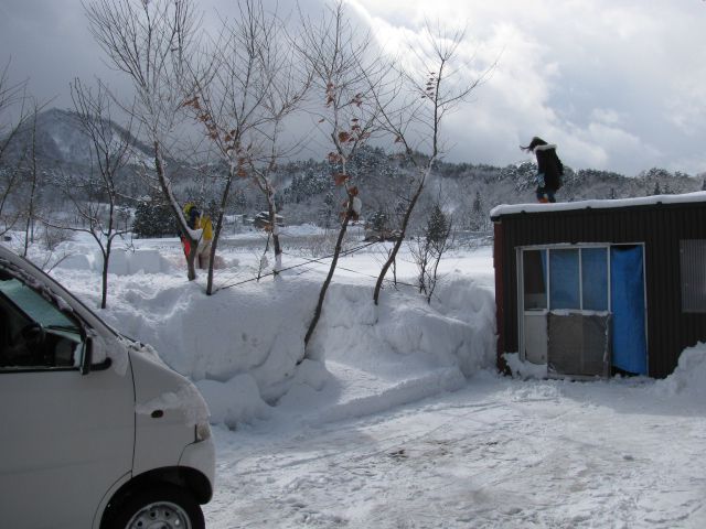 ２月１３日雪のち晴れ