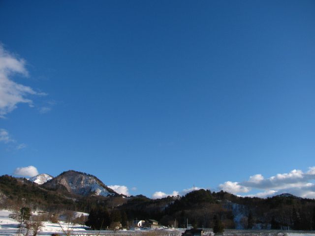 がんばれ東北！　　空が蒼いなぁ
