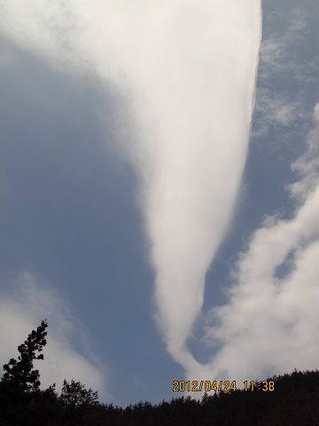 地震雲？？