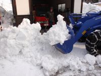 ポンプ庫の屋根の雪下ろし＆除雪