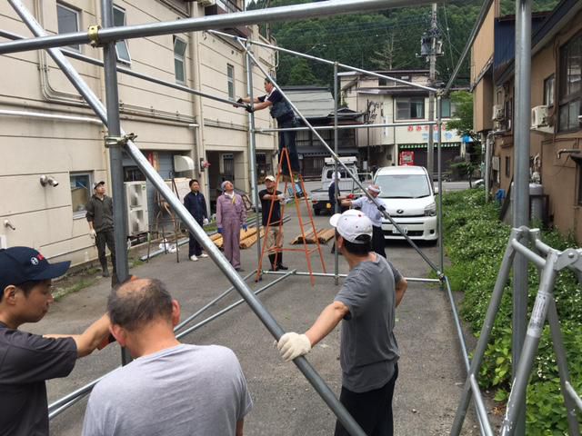 ほたるまつり　イベントステージ作り