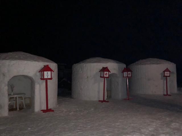 夜のかまくら