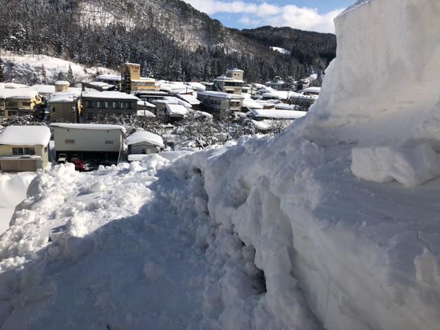 雪下ろし