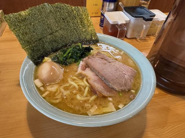 家系ラーメン鷲