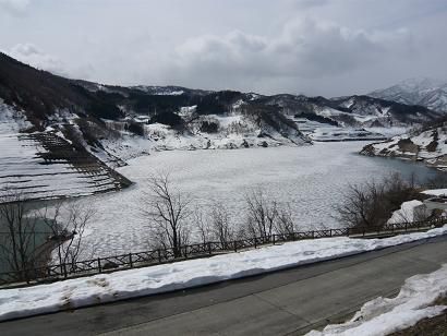 月山ダム湖