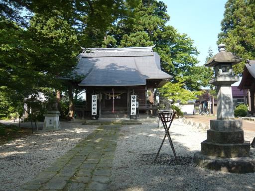 ジュアン「長井市館町　白山神社と黒仁王尊の大わらじ」