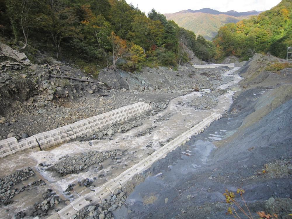 平成24年度<br>濁沢地区流路護岸工事（庄内町立谷沢地内）