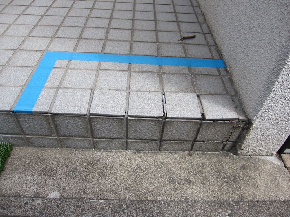 【玄関ポーチ・階段タイル補修】仙台市泉区T様邸　