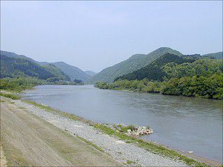 今日を凌ぐ