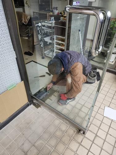 ﾌﾛｱﾋﾝｼﾞ交換