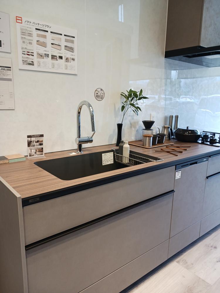 キッチンの天板の色