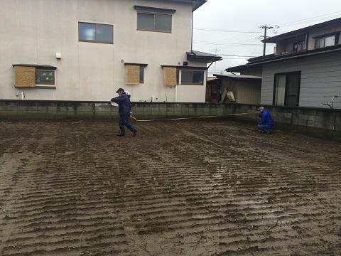 現場の地盤調査