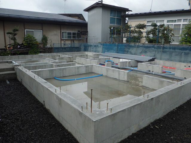 ZEH住宅　　基礎工事完了しました。