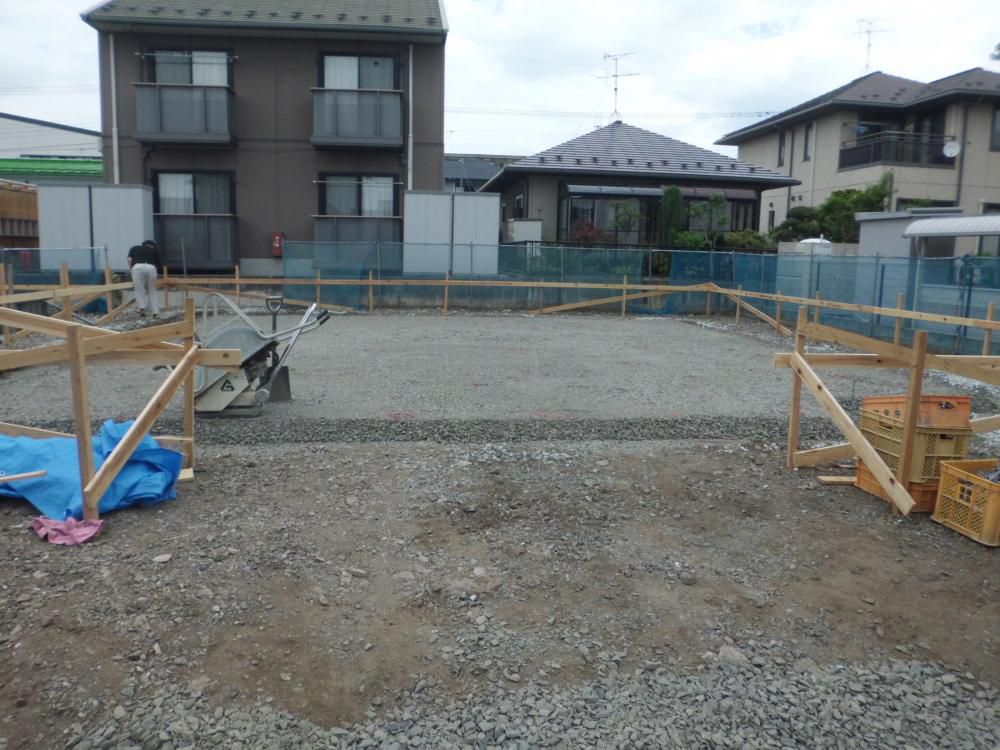 基礎着工
