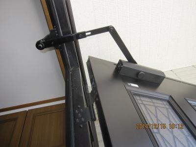 玄関ドアクローザー調整