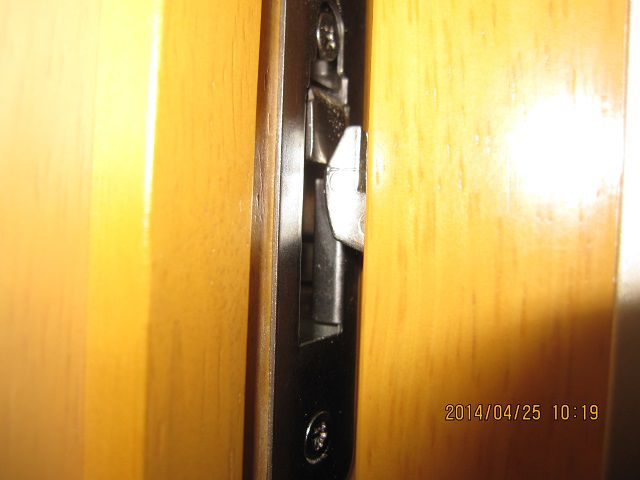 トイレの鍵がかからない