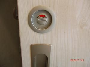 トイレの外から開錠する方法