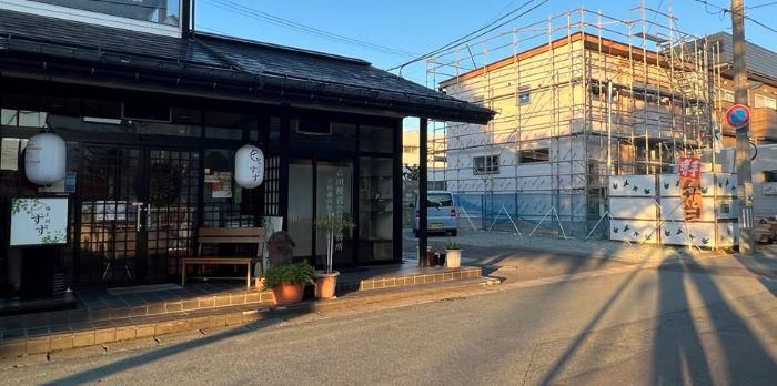 現在 施工中のお隣さんのお店OPENしました