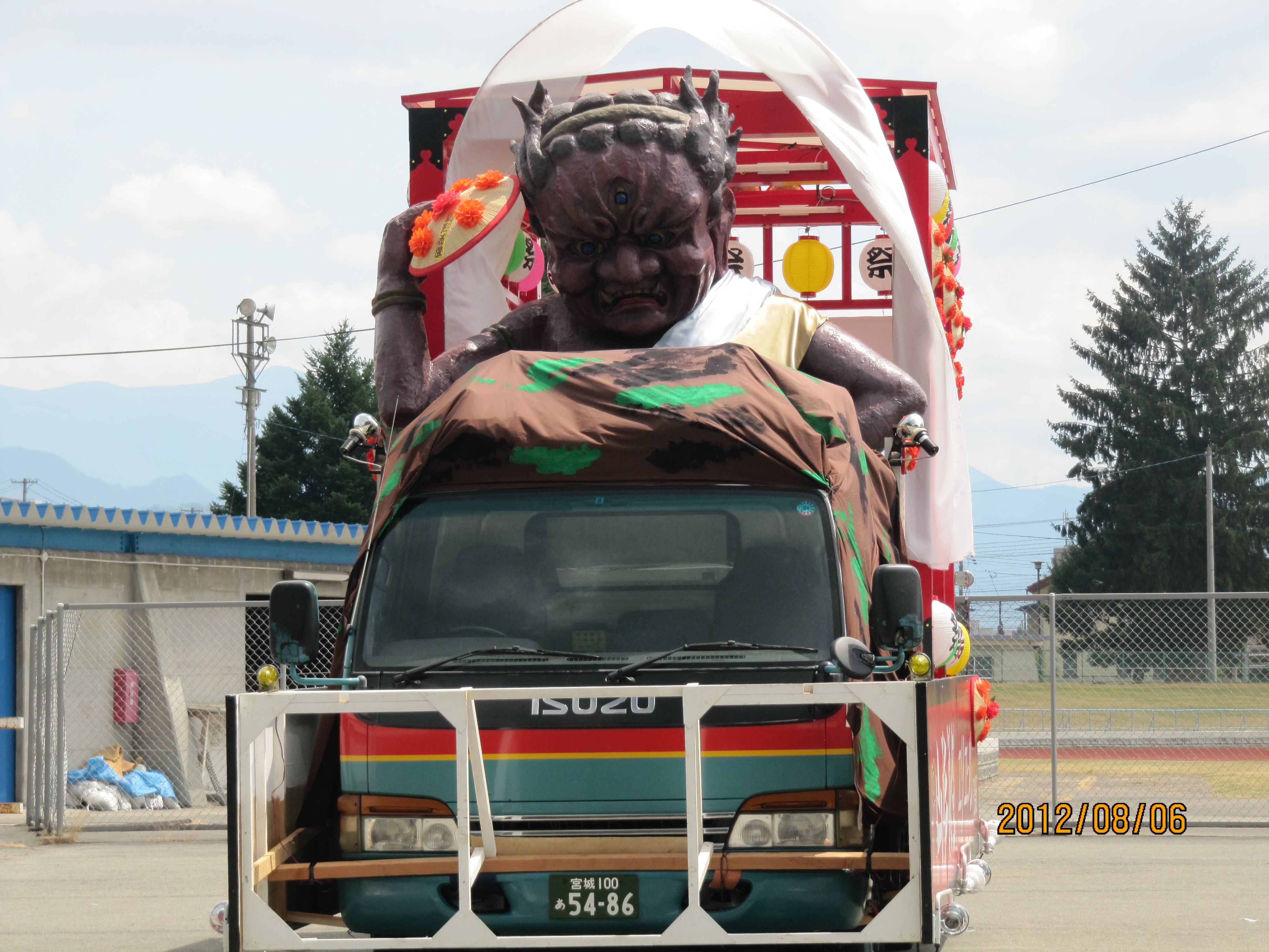 ≪花笠祭り≫　パレード車全員集合