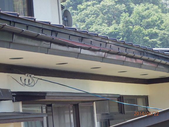 古くなった軒樋交換