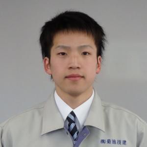 新入社員の飯沼謙弥です。