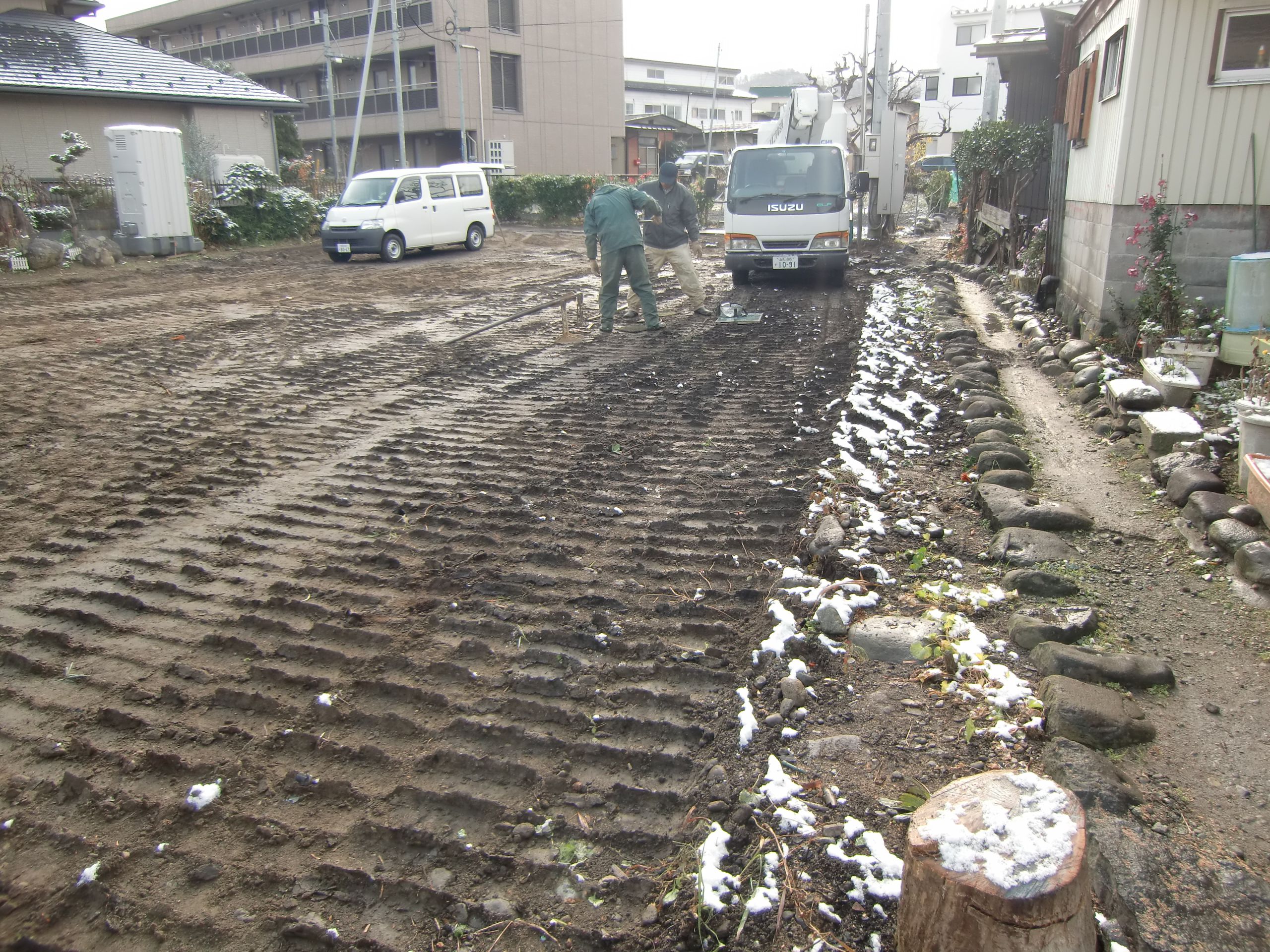 着工前の地盤調査立ち合い