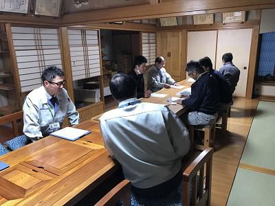 月一度のアフター会議中　!!
