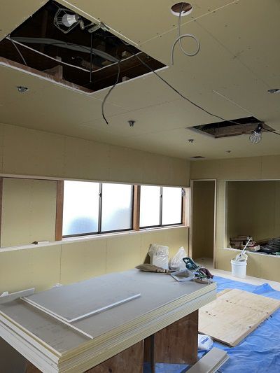 ～橋本屋旅館様会食室改装工事中～