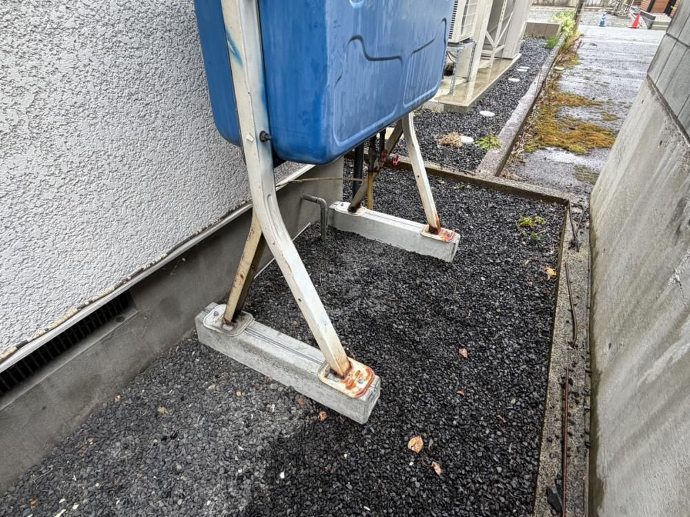 石油タンクの地先ブロック交換