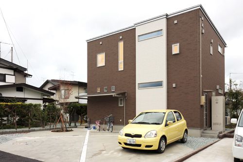 FREE31～スキップフロアのあるWOOD MODERN～