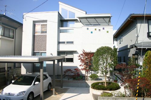 FREE39～スキップフロアのあるWOODY MODERN住宅～