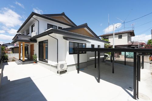 FUTABA67～伝統技術を活かす純和風二世帯住宅～