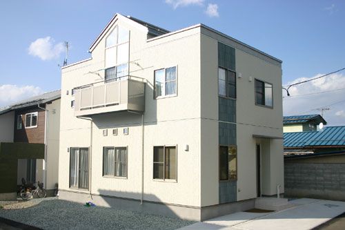 FREE34～スキップフロアのあるシンプルモダン住宅～