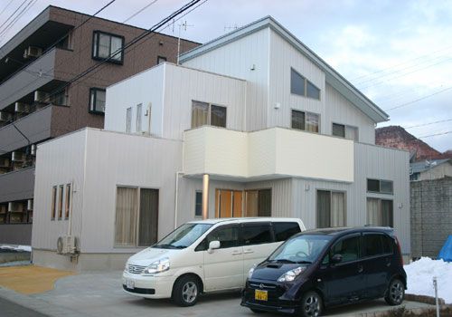 FREE38～シャープなデザインのモダン住宅～