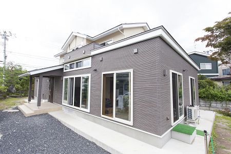 FUTABA61～二間続きの和室とLDKが隣接する二世帯住宅～
