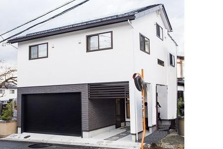 FREE60～スキップフロア＋ビルトインカーポートのある家～