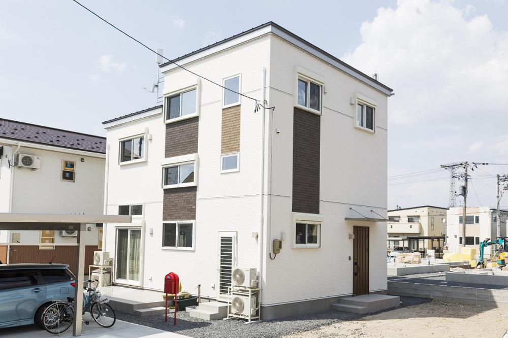 FREE31～土間リビングのある2.5階建ての家～