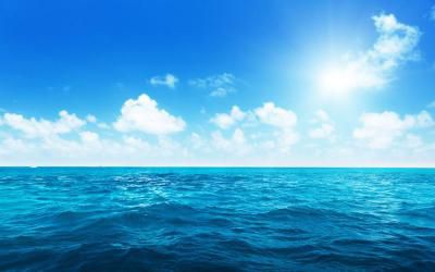 今日は海の日です