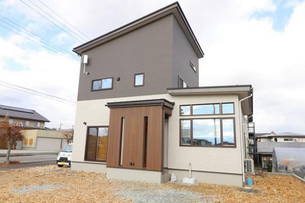 FREE30～小屋裏収納のある回廊型キッチンの家～