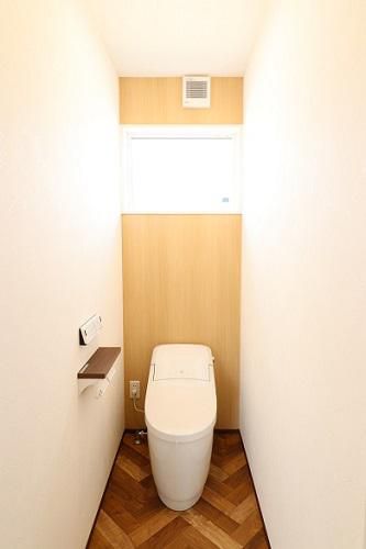 ナチュラルな2階のトイレ