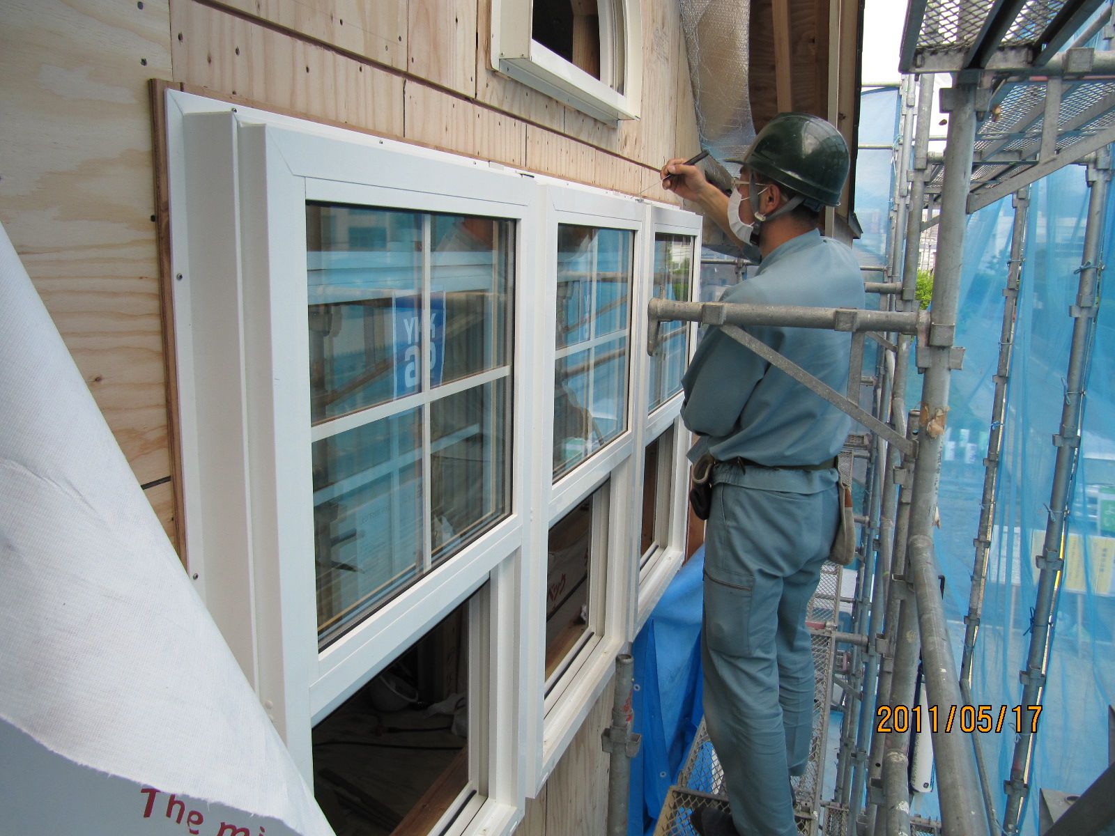 【新築住宅】 山形市あかねケ丘 T様邸 アルミサッシ取り付け工程