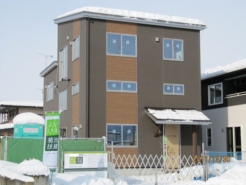【新築住宅】 山形市千手堂 A様邸 仮設足場解体