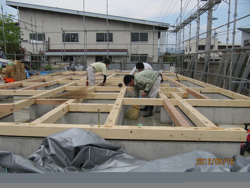 【新築工事】山形市あかねヶ丘　H様邸　土台敷き
