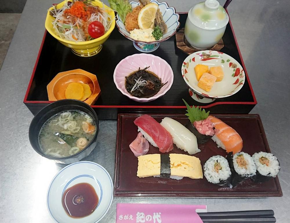 丸得ランチセット1,430円（税込） はじめました。