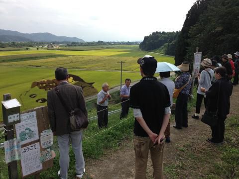ここ連日バスで見学を頂いています。