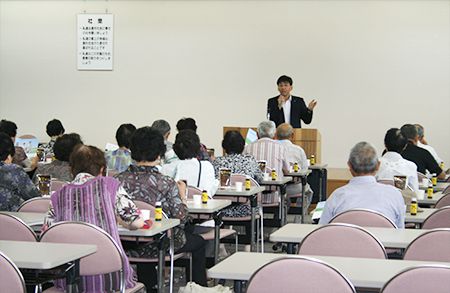 山形県長井市上平山地区長寿会のみなさん