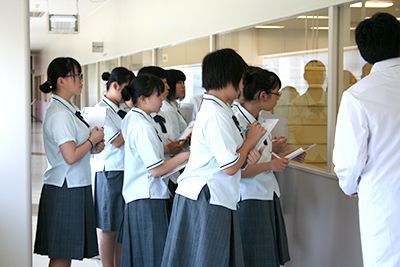 山形県立山辺高等学校看護科１年生のみなさん