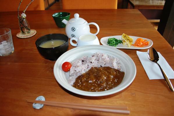農家レストラン『こしゃる』で昼食