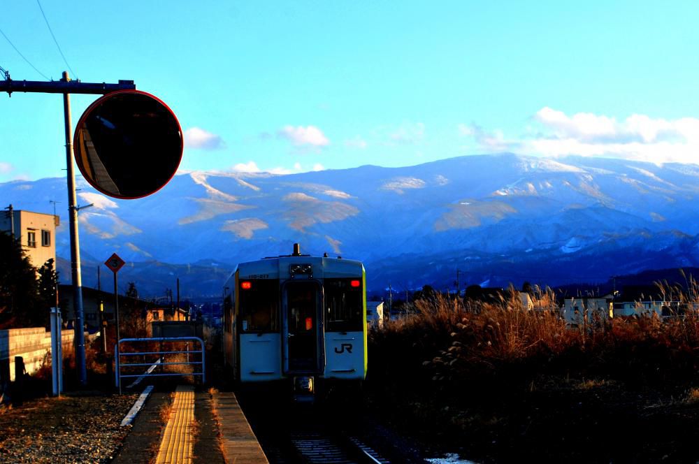 西米沢駅から吾妻山