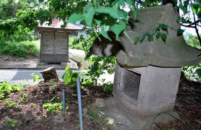 米沢市窪田町東江股の板碑（その１）